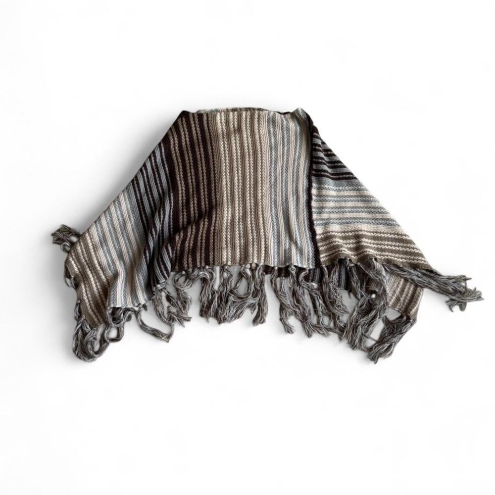 Boho Style Knit Poncho